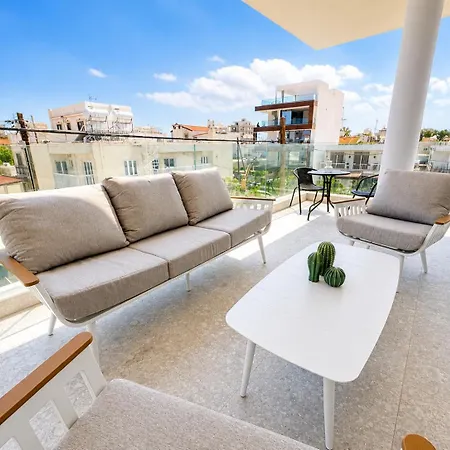 Solara - Stylish Balcony In Apartament Larnaca