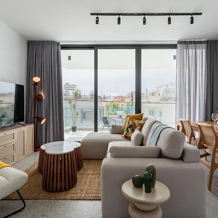 Solara - Stylish Balcony In Lejlighed *