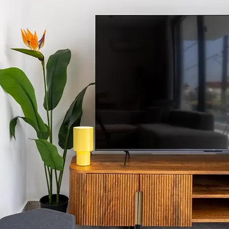 Solara - Stylish Balcony In *