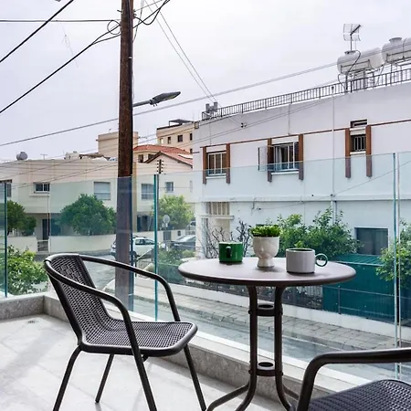 Lägenhet Solara - Stylish Balcony In Larnaca
