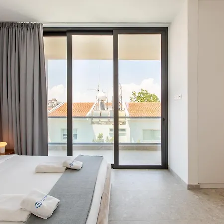 Solara - Stylish Balcony In Λάρνακα