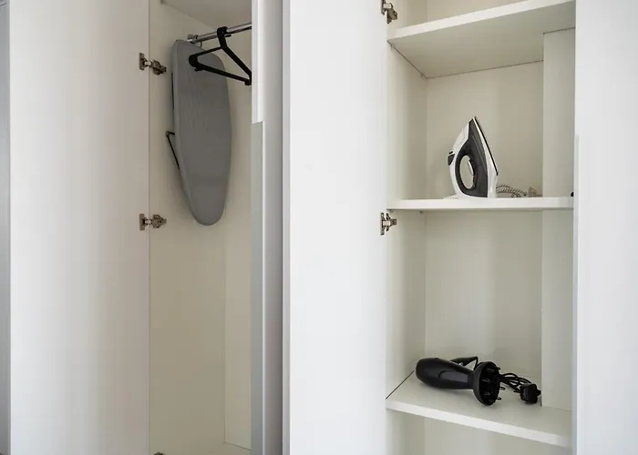 アパート Solara - Stylish Balcony In ラルナカ