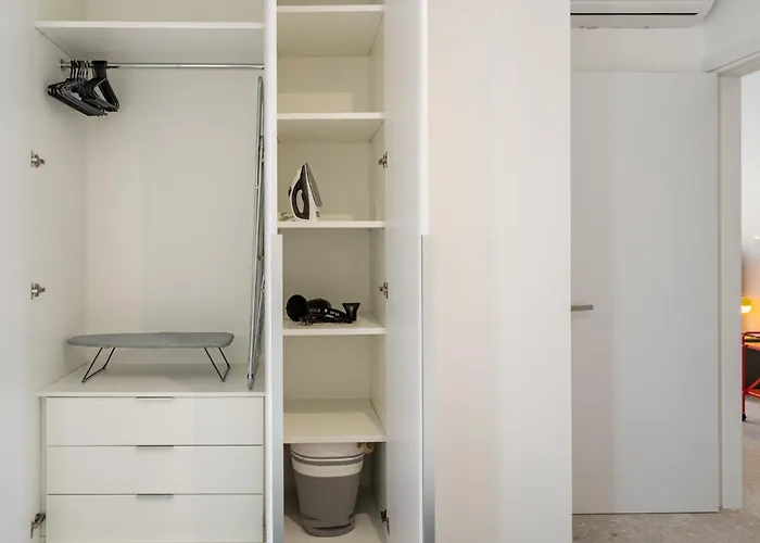 アパート Solara - Stylish Balcony In