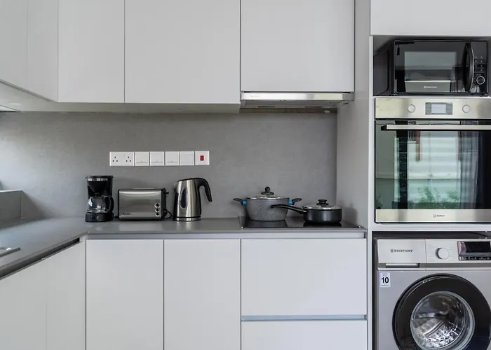 アパート Solara - Stylish Balcony In