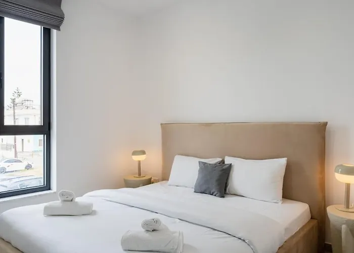 アパート Solara - Stylish Balcony In ラルナカ