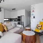 Apartament Solara - Stylish Balcony In