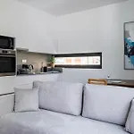 Apartament Solara - Stylish Balcony In Larnaca