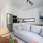 Solara - Stylish Balcony In Apartament
