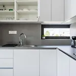 Solara - Stylish Balcony In * Larnaca