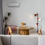 Solara - Stylish Balcony In * Larnaca